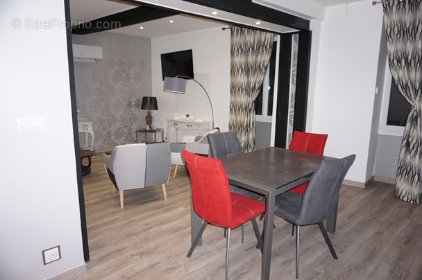 Commerce à PARAY-LE-MONIAL