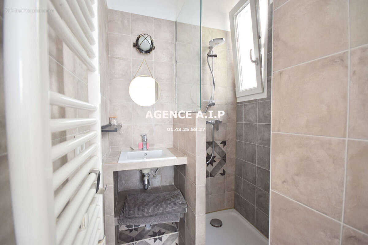Appartement à PARIS-18E