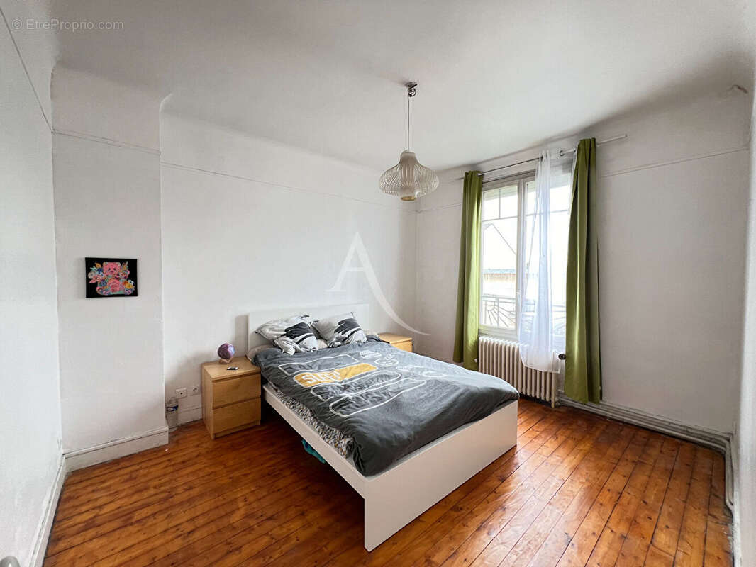 Maison à LE BLANC-MESNIL