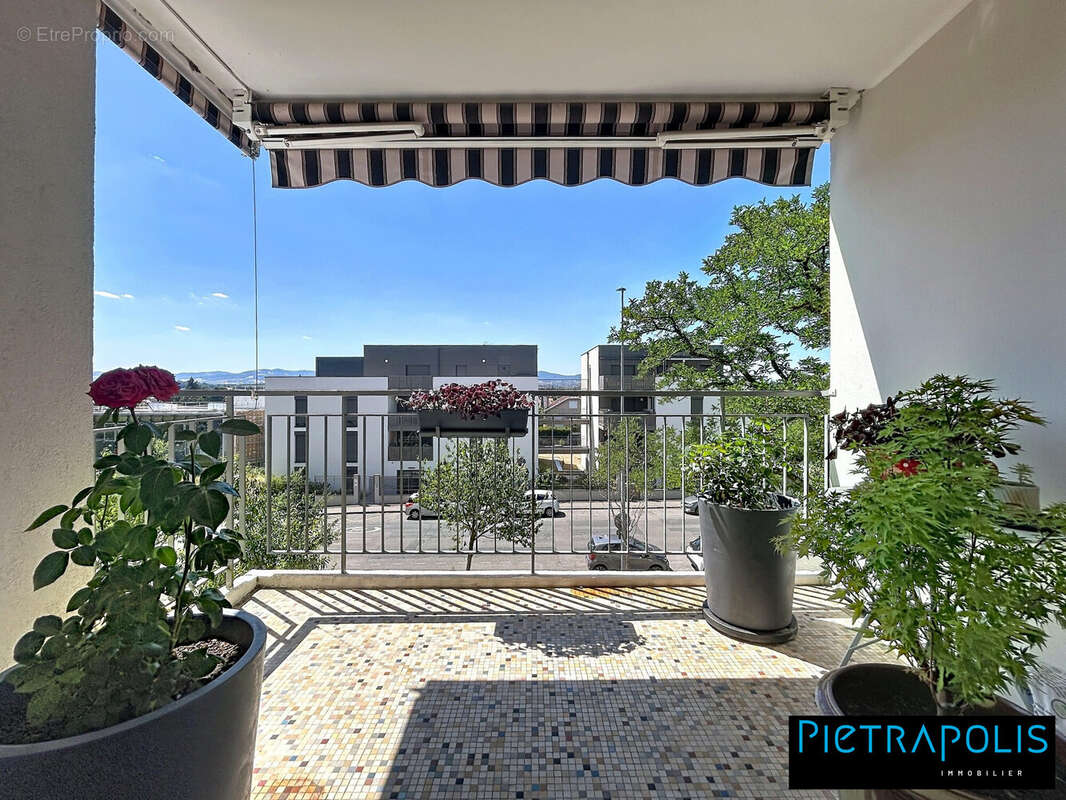 Appartement à SAINTE-FOY-LES-LYON
