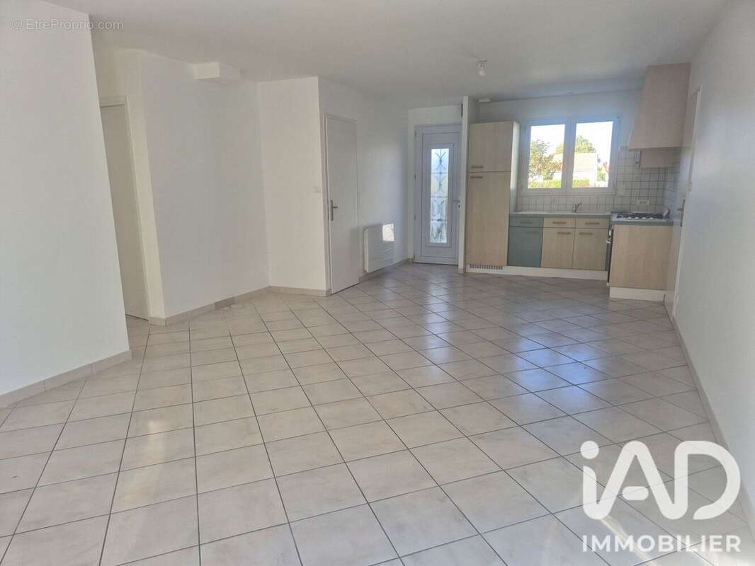 Maison 60 m² à Froidfond  - photo 4