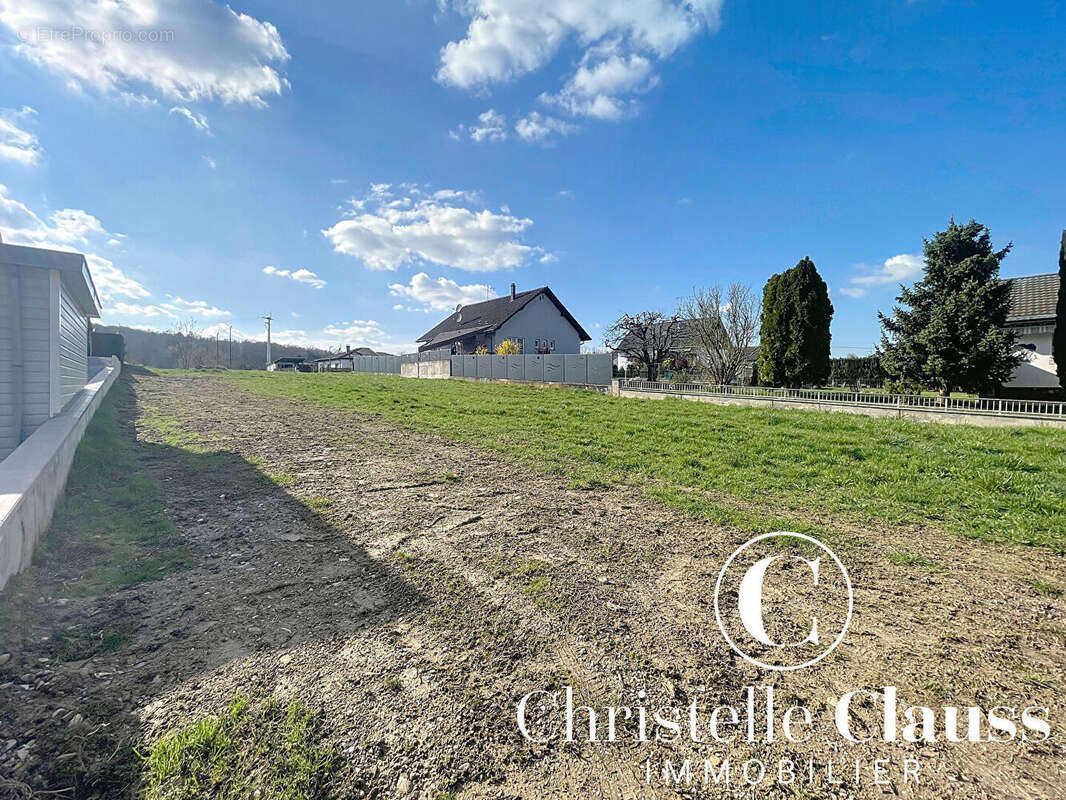 Terrain à DURMENACH