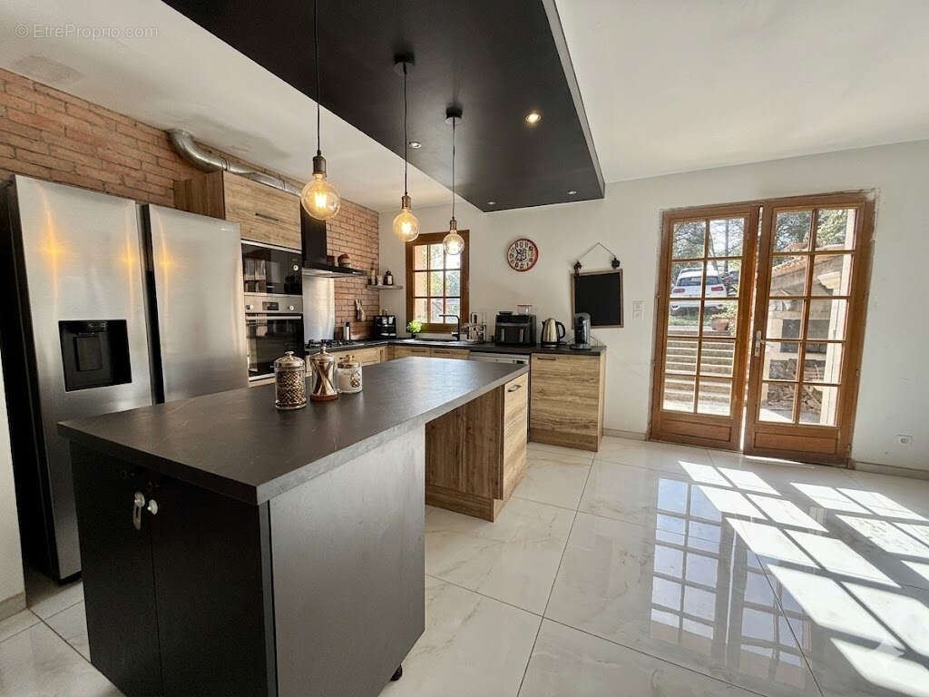 Maison à TOURVES