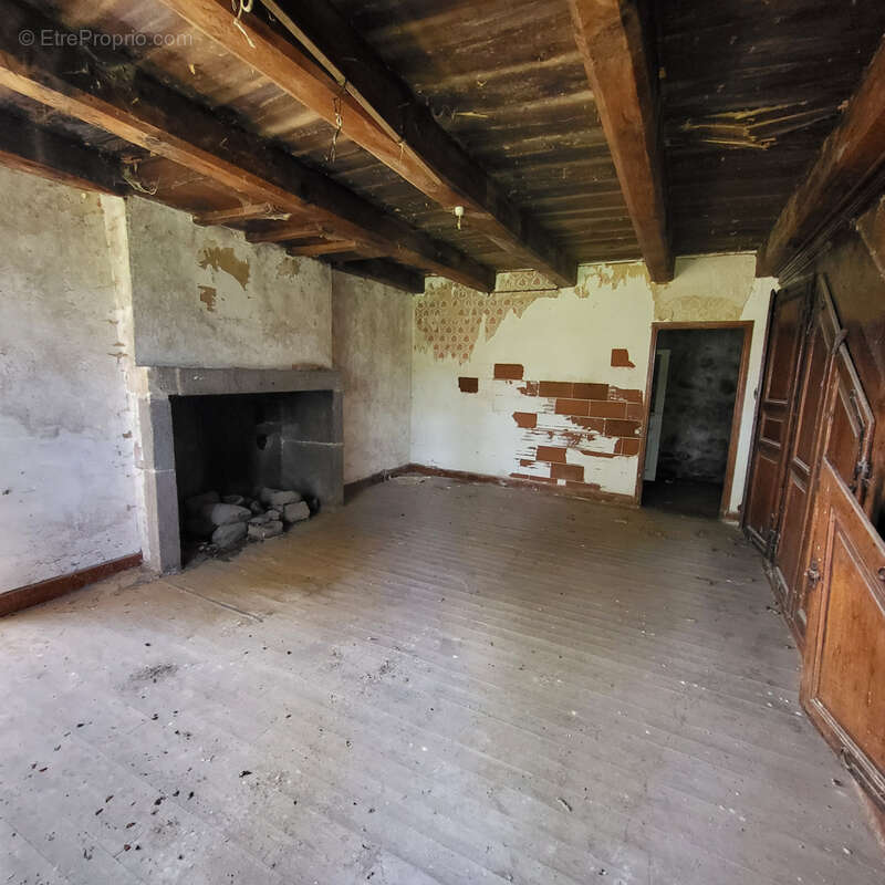 Maison en pierres avec ancienne grange - photo 12