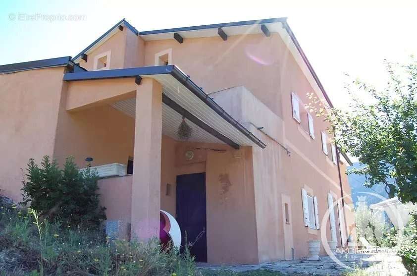 Maison familiale 4 chambres à La Brigue avec vue montagne - photo 7