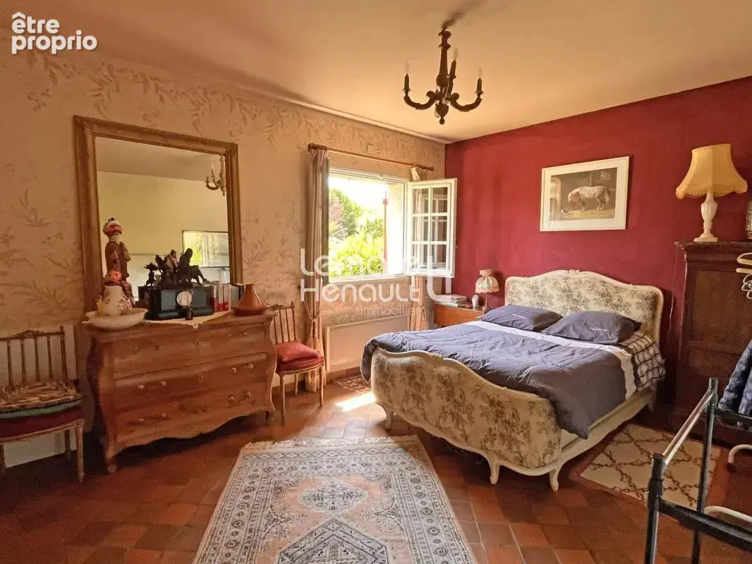 Superbe propriété 6 chambres, piscine sur 6800 m² de terrain - photo 17