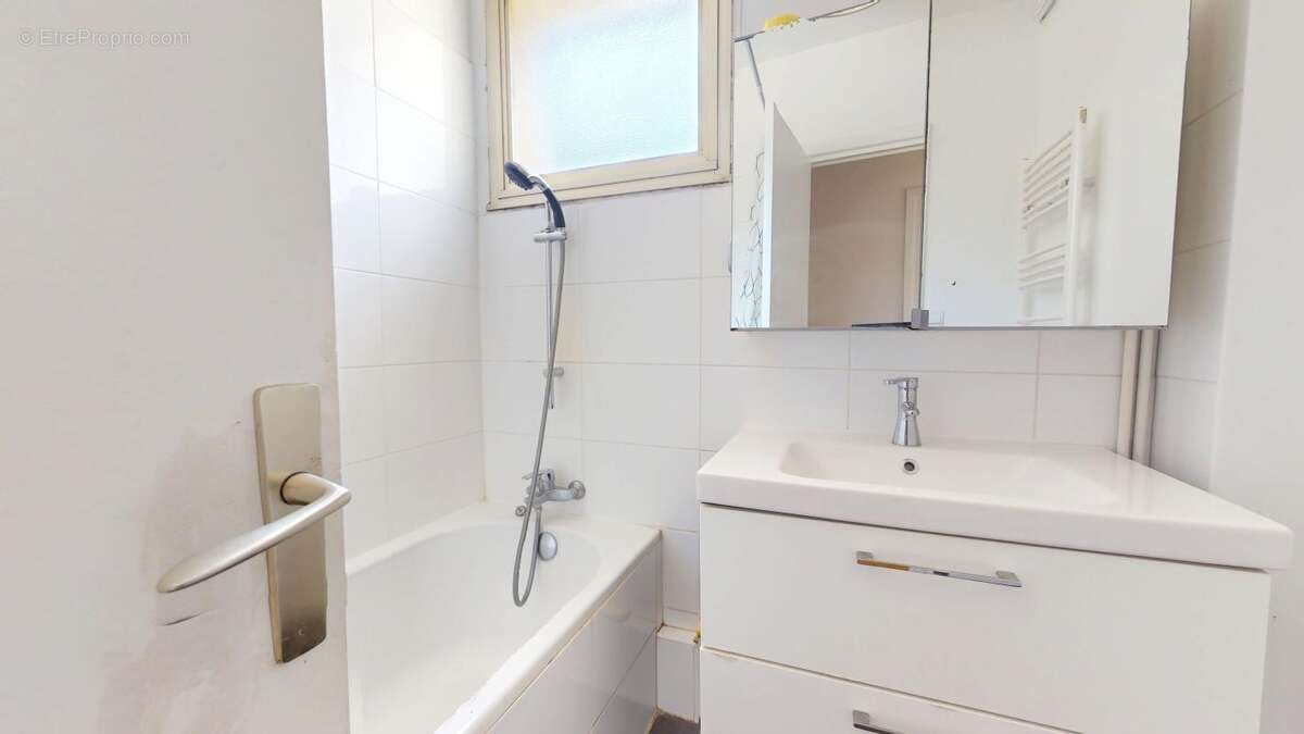 Appartement à LYON-5E