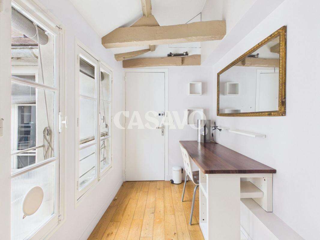 Appartement à PARIS-4E