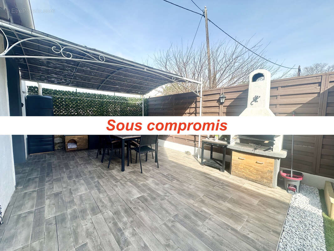Appartement à OLLIOULES