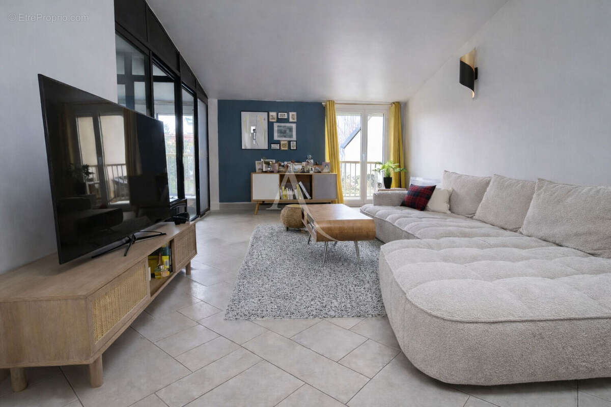 Appartement à TORCY
