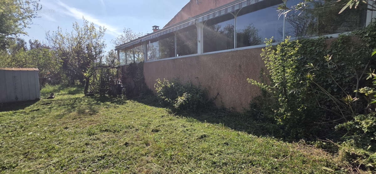 Maison à FROUZINS