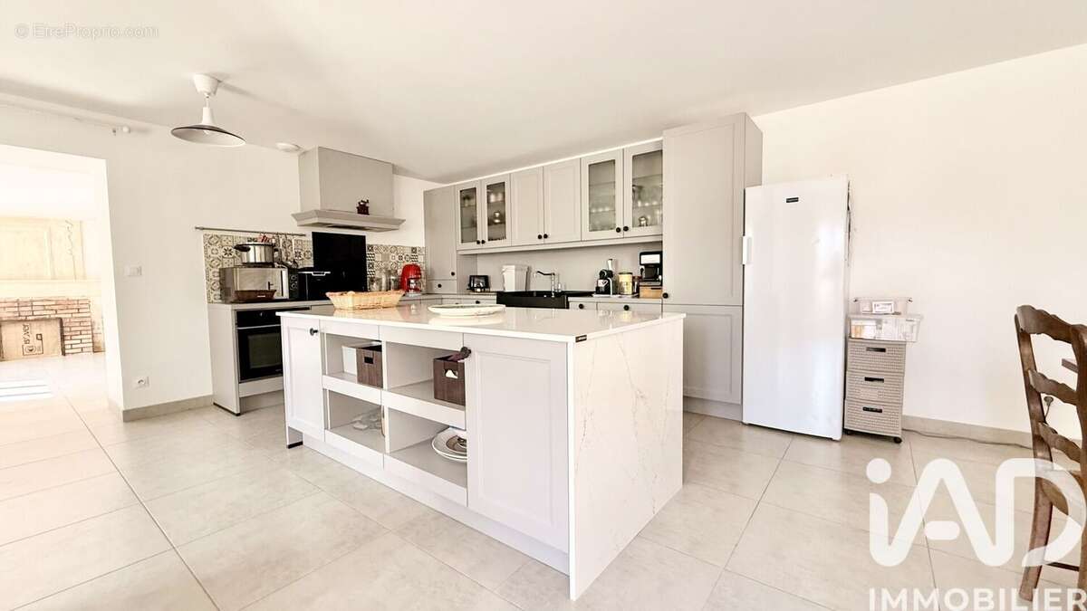 Photo 8 - Maison à MONTENDRE