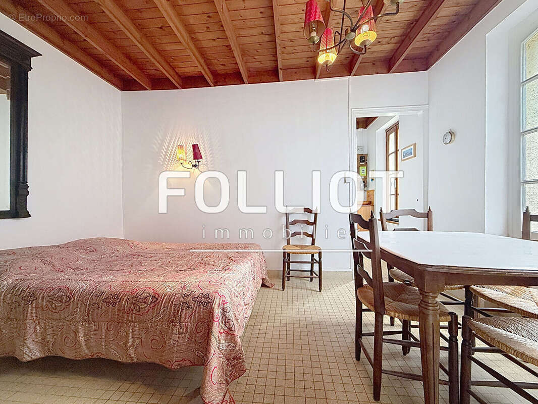 Maison à AGON-COUTAINVILLE