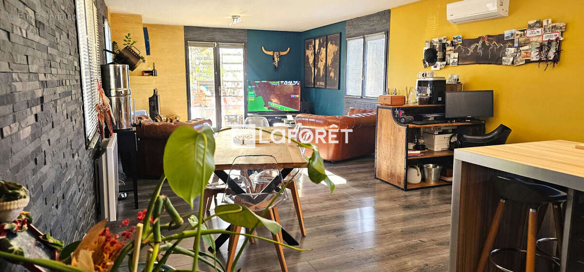 Maison à LAROQUE-DES-ALBERES