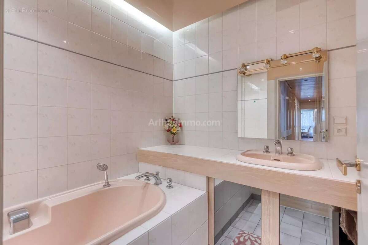 Appartement à MEYLAN