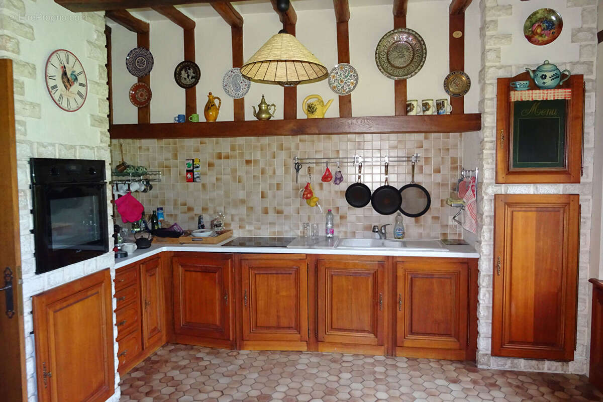 Ancien moulin de 314 m² habitables - photo 13