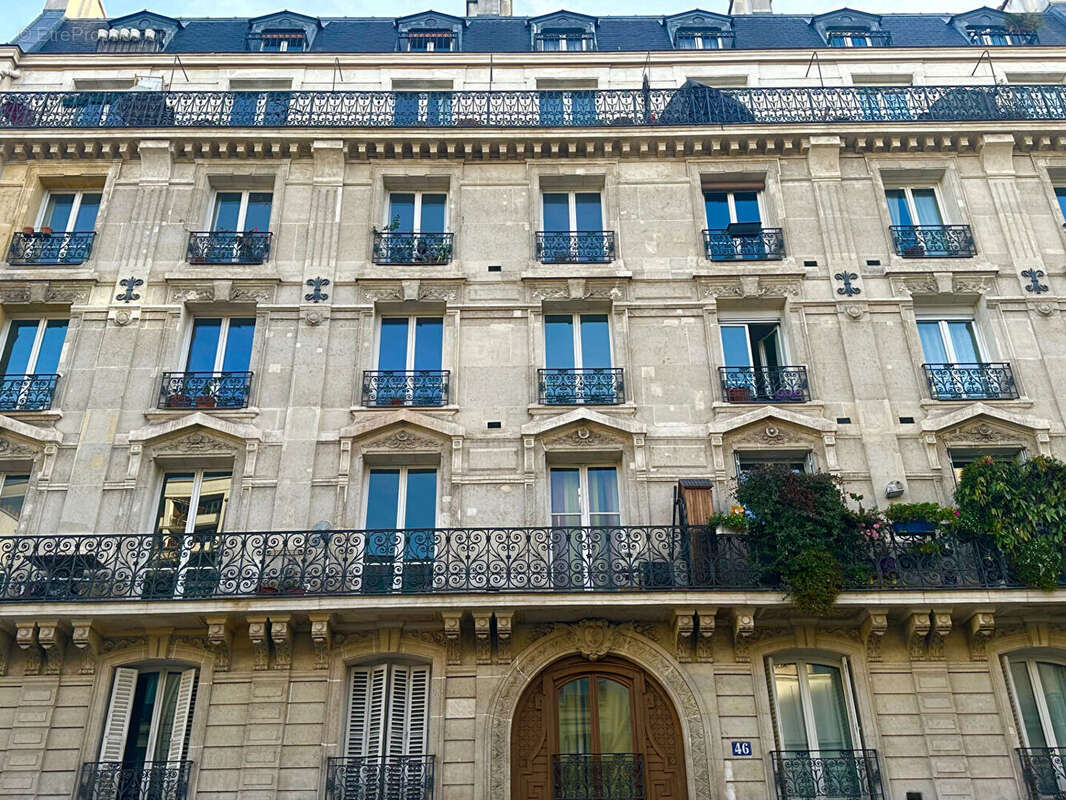 Appartement à PARIS-18E