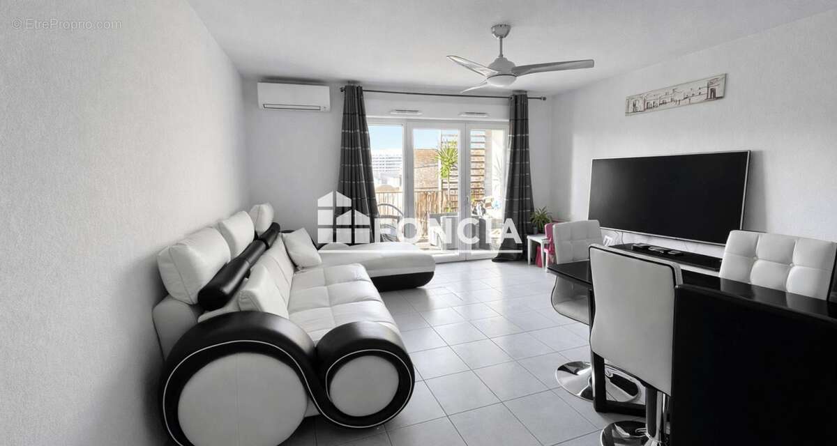 Appartement à MARSEILLE-3E
