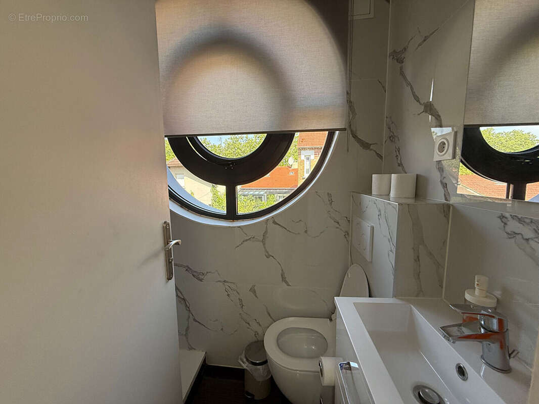 Montreuil limite fontenay, proche du parc beaumonts et du groupe scolaire henri wallon, maison 5 pieces pour famille construite  - photo 5