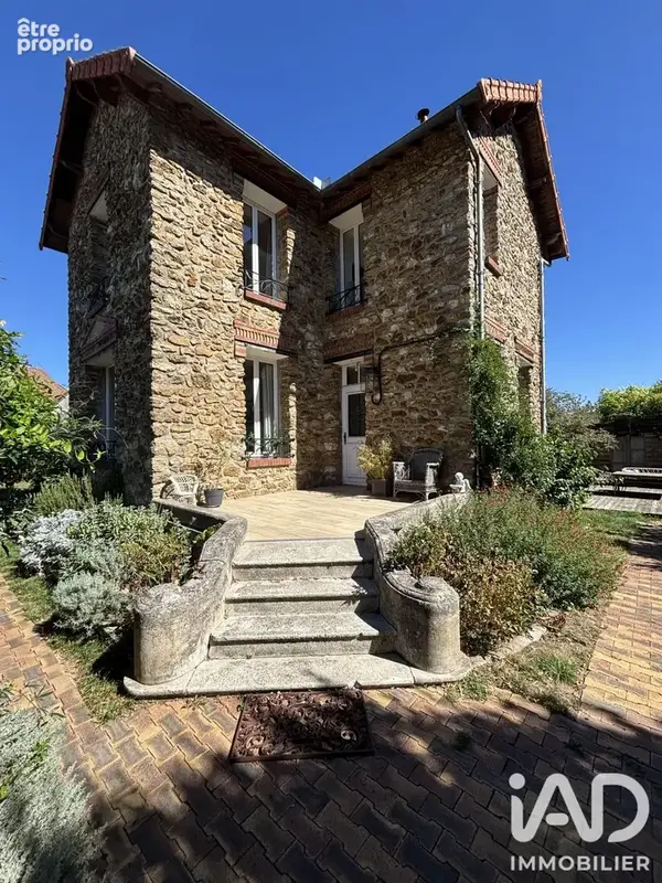 Photo 1 - Maison à LARDY