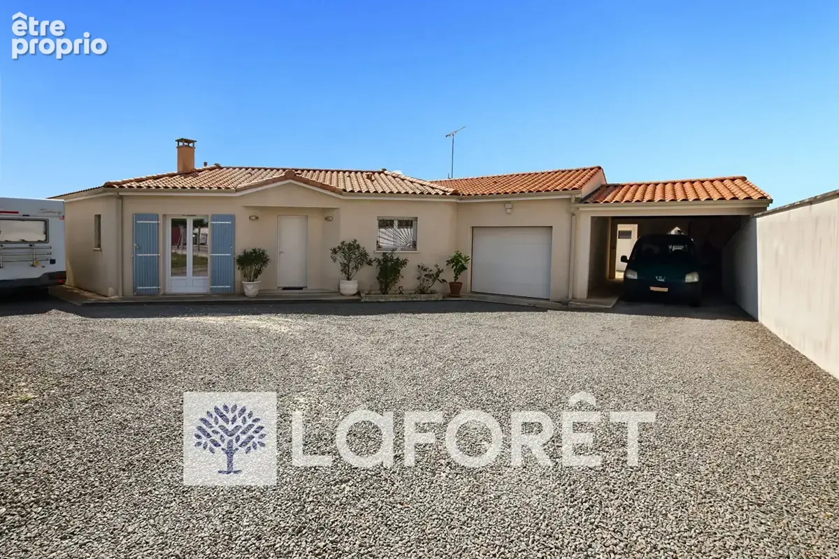 Maison  plain-pied  de 2015  à GEMOZAC (17260) 4 pièce(s) 103 m2 - photo 2