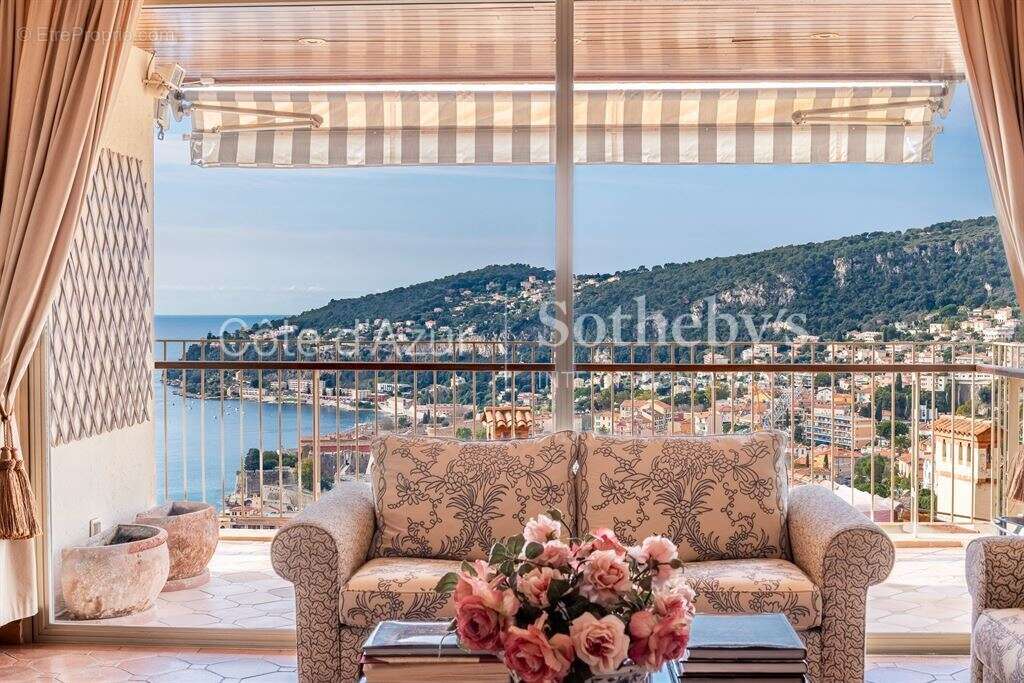 Appartement à VILLEFRANCHE-SUR-MER