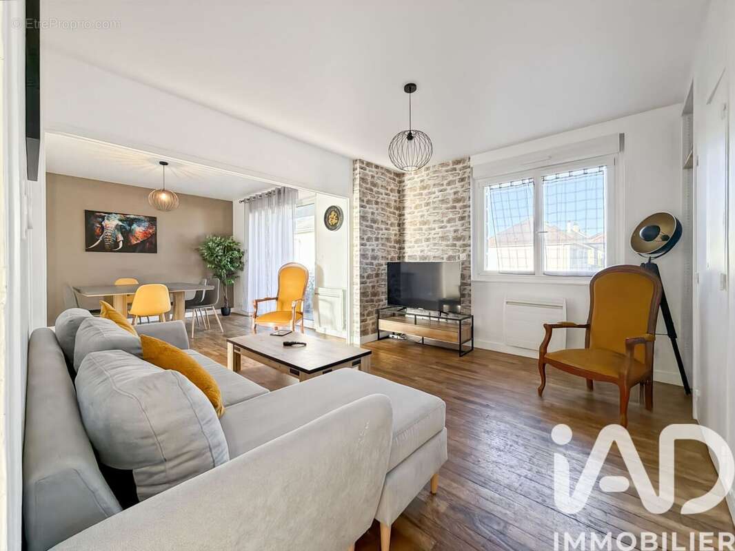 Photo 5 - Appartement à SAINT-BERTHEVIN
