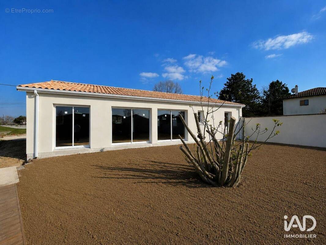 Photo 1 - Maison à SAINT-GERMAIN-DU-PUCH