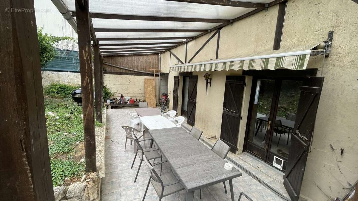 Maison 122 m² à Cambronne-Les-Clermont  - photo 9