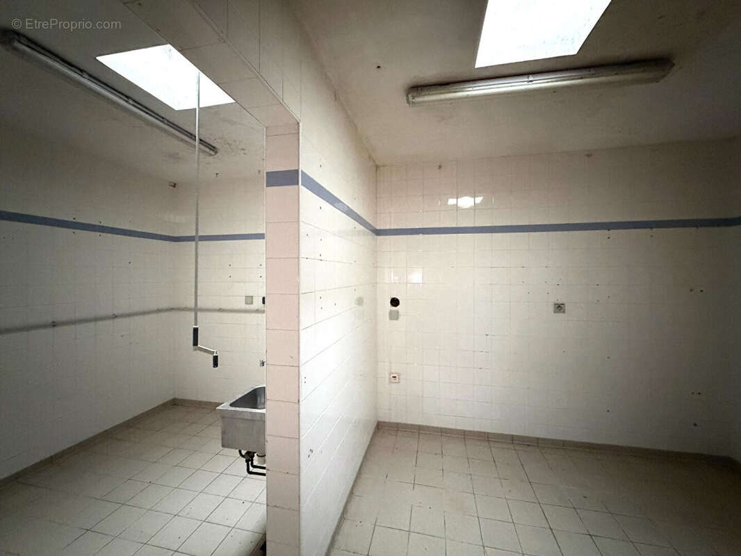 Commerce à ROCHEFORT