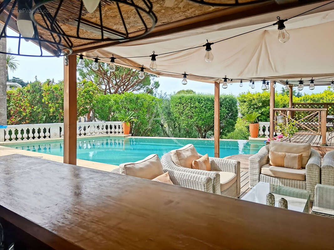 Maison Le Cannet Mairie 5 pièces 200 m² - Terrain 1350m² - Vue mer - Piscine - Jardins et terrasses exotiques - photo 9