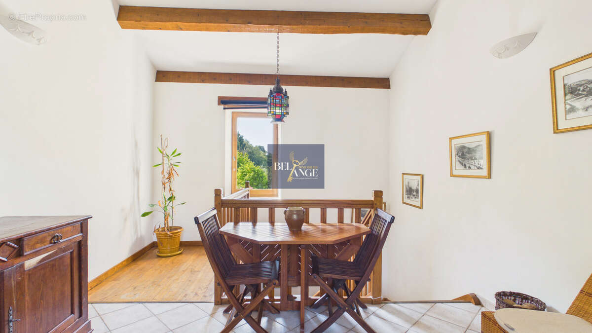 Mas en pierre de 289 m2 avec 2,5 hectares et accès privatif à la Cèze - photo 5