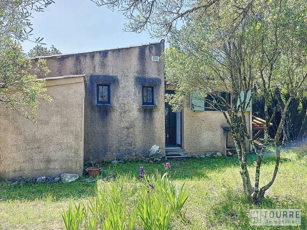 Maison à MEJANNES-LE-CLAP