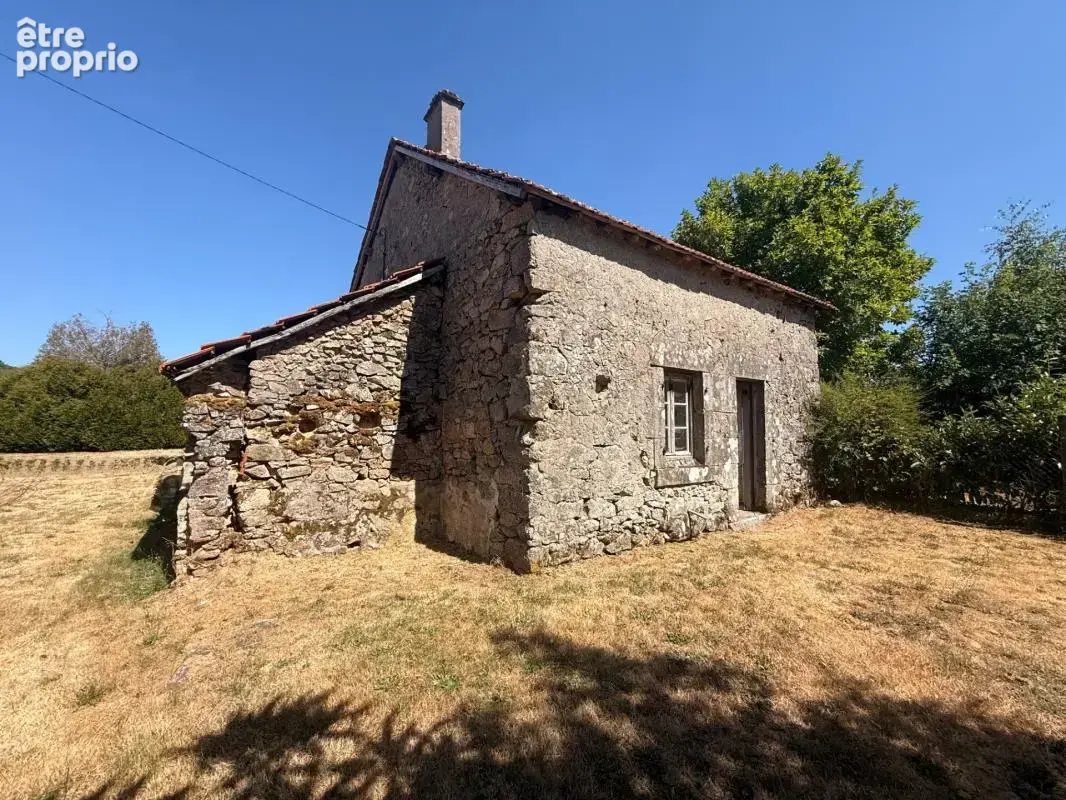 EN EXCLUSIVITE ! Charmante maison en pierre 60m² à rénover, Terrain de 900 m² 18 500 € - photo 16