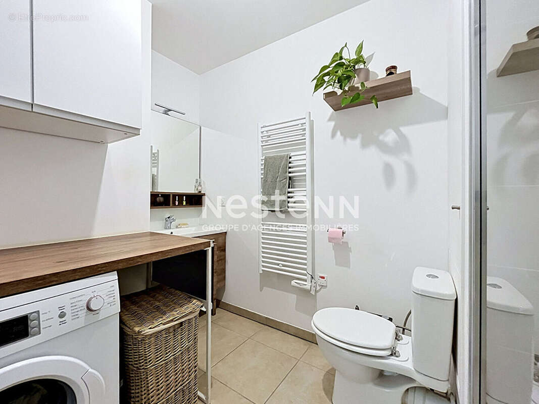 Appartement à LE PUY-SAINTE-REPARADE