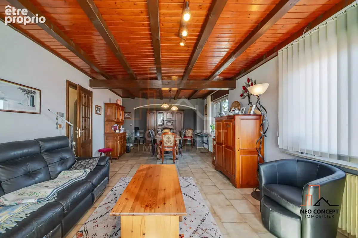 * MERTZWILLER - Spacieuse maison de 200 m² avec possibilité de séparation en 2 appartements sur 8.55 ares de terrain ! * - photo 13