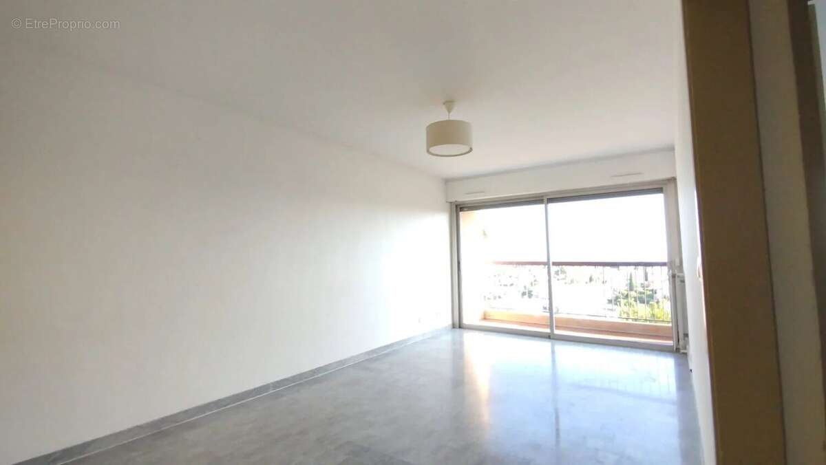 Cagnes-sur-Mer – Quartier recherché du Val Fleury - photo 4
