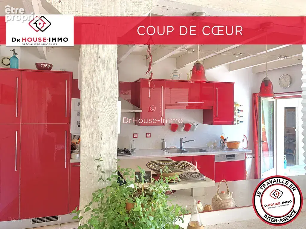 Maison 8 pièces 220 m² à vendre à Saint-Martial-D'albarede (24160) - photo 7