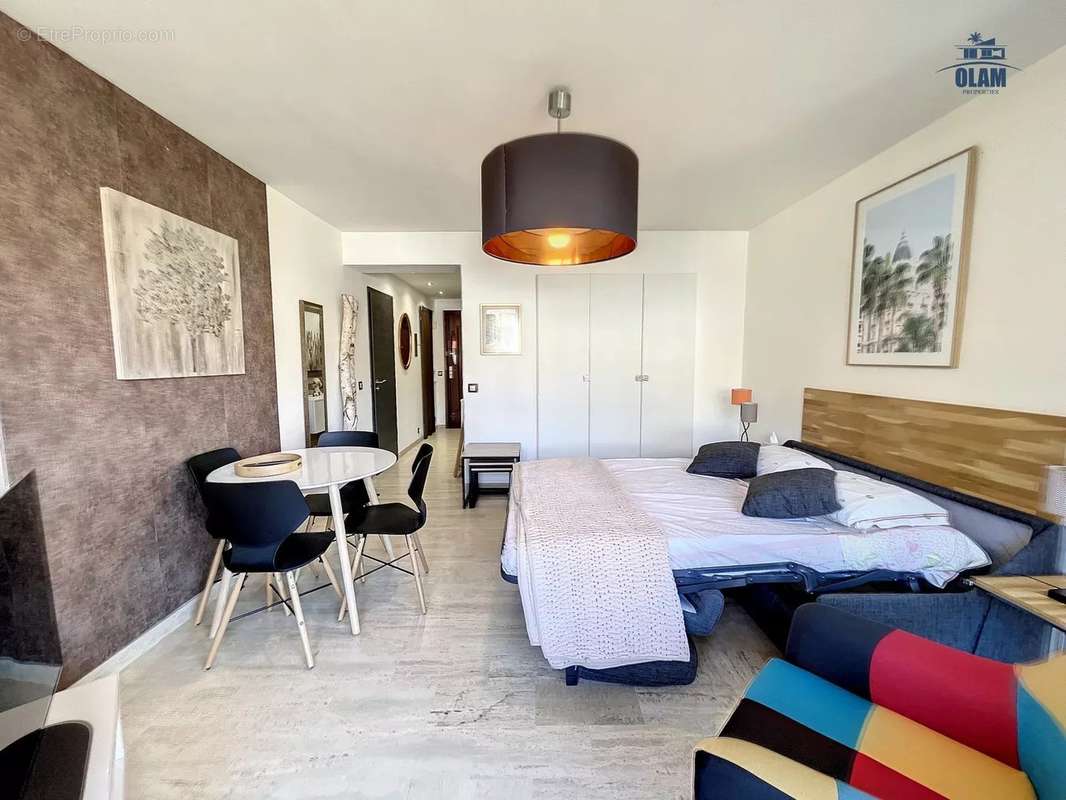 Appartement à CANNES