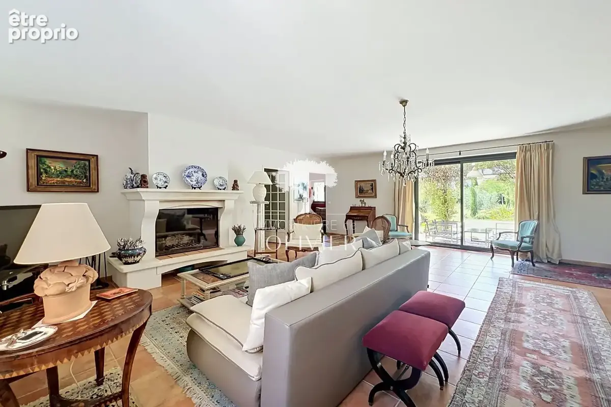 Maison 6 pièces 170 m² à vendre à Simiane-La-Rotonde (04150) - photo 8