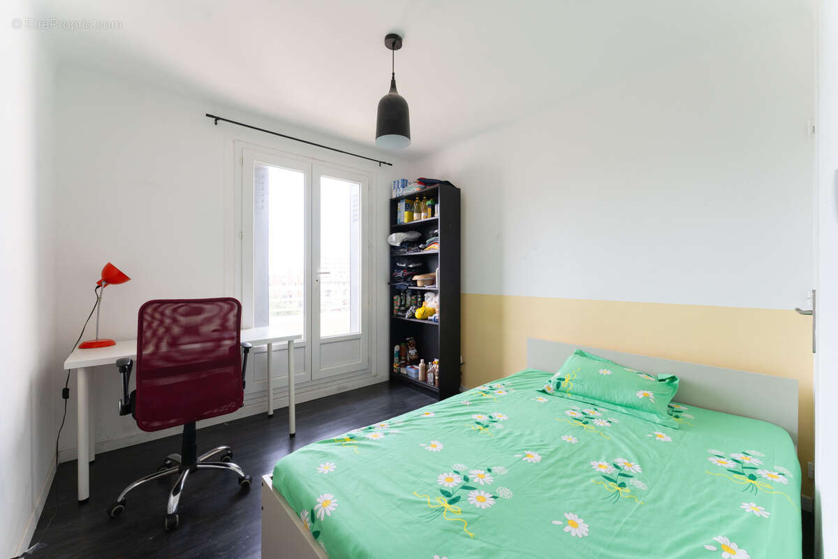 Appartement à MARSEILLE-3E
