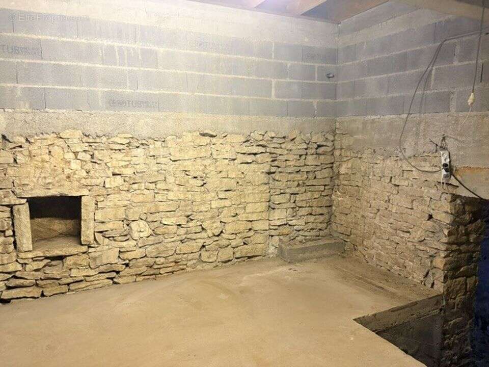 A vendre - granfontaine - maison 167 m² habitables - 357 m² - photo 4