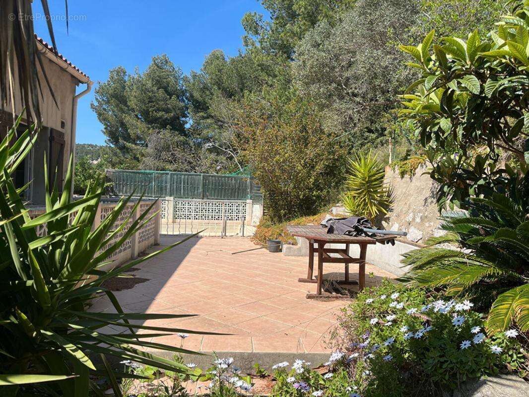 Maison à CARRY-LE-ROUET