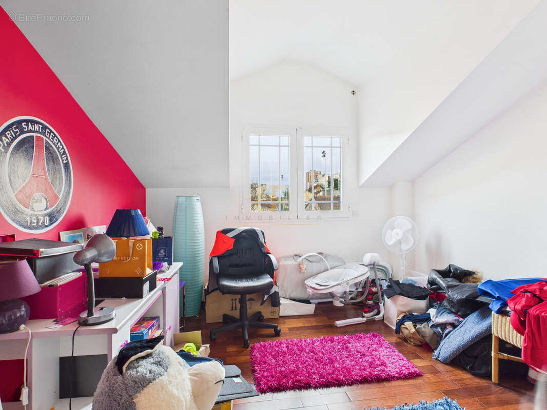 Maison à IVRY-SUR-SEINE
