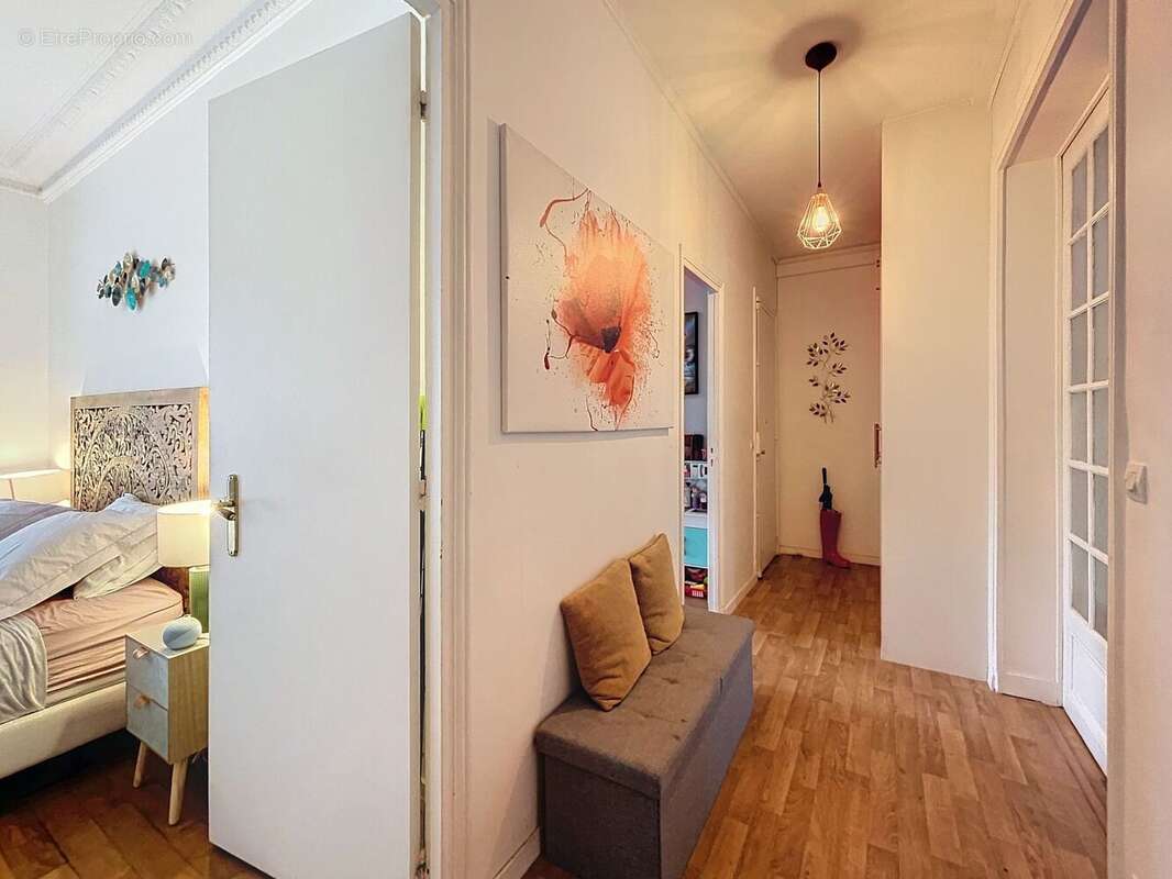 Appartement à SAINT-MAUR-DES-FOSSES