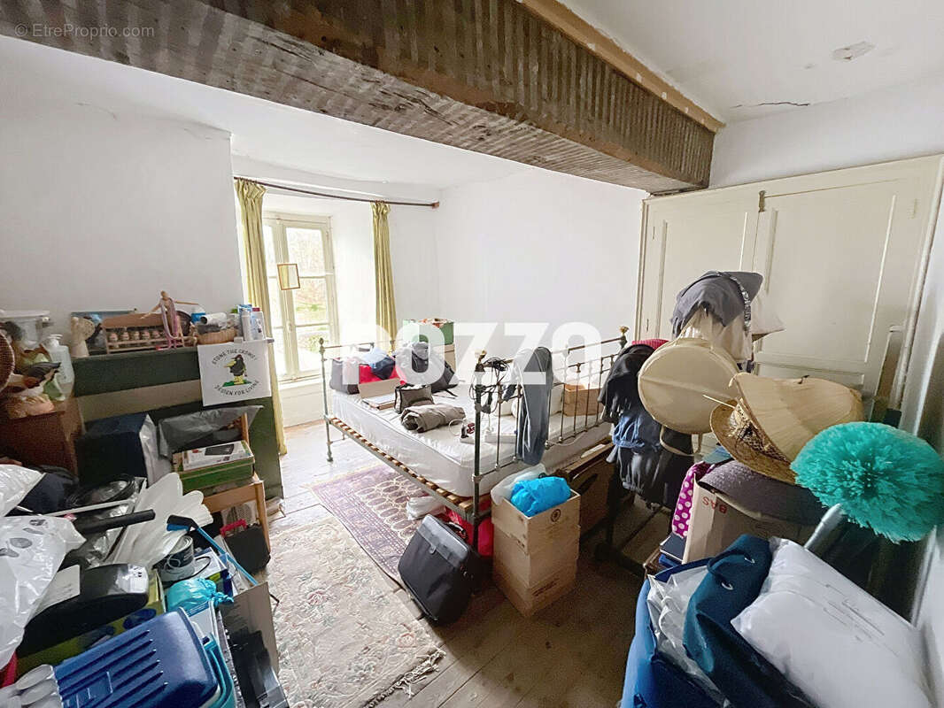 A vendre, maison  en pierres a renover + dependances à sourdeval (50150) - photo 9