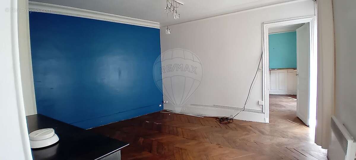 Appartement à PARIS-10E