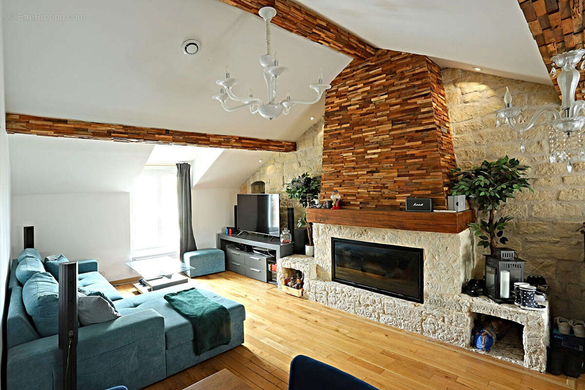 Appartement à NANTERRE