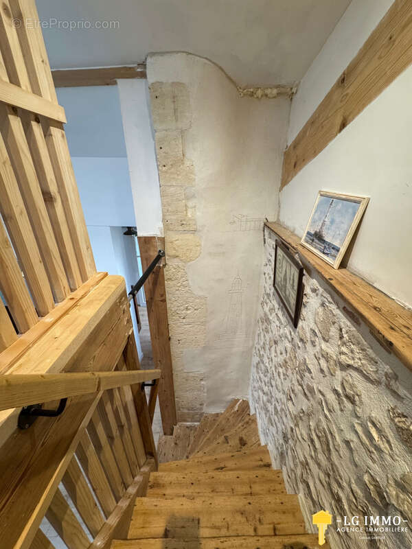 Maison à MESCHERS-SUR-GIRONDE