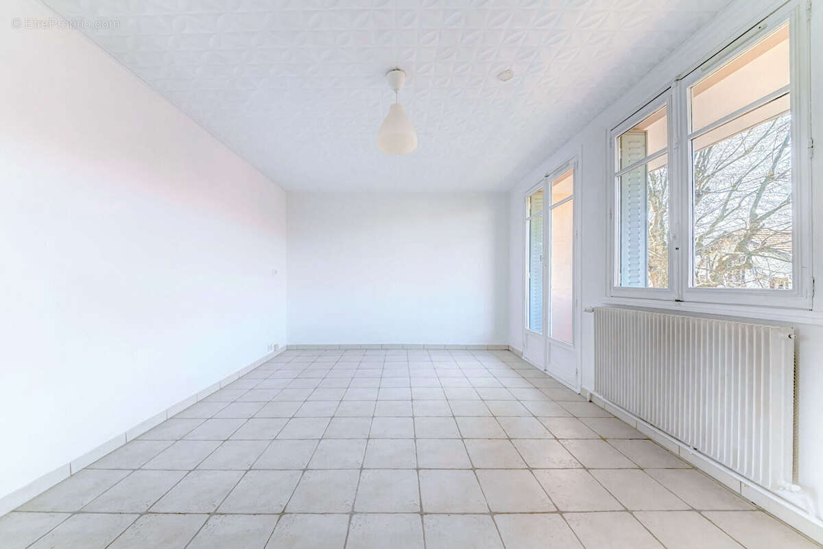 Appartement Lyon 8e - Parilly - T4 de 66m² - photo 2